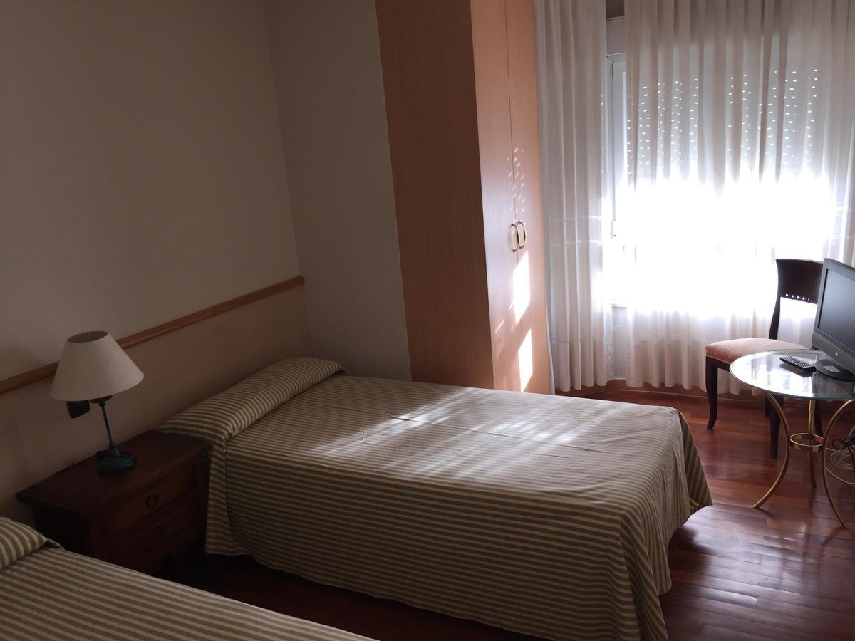 Hotel Los Angeles La Bañeza Екстериор снимка