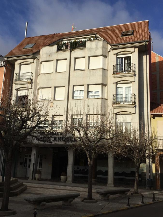 Hotel Los Angeles La Bañeza Екстериор снимка