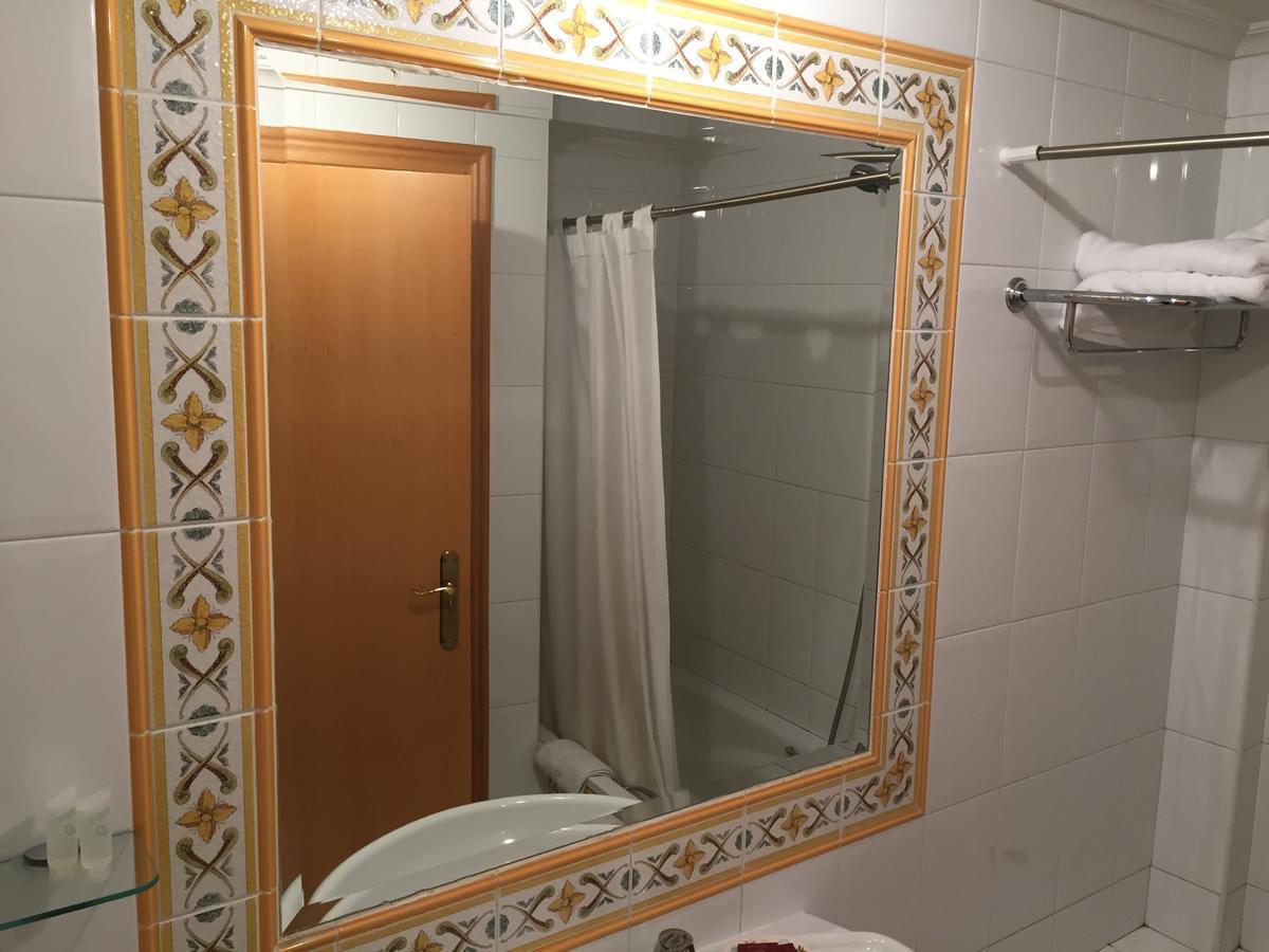 Hotel Los Angeles La Bañeza Екстериор снимка