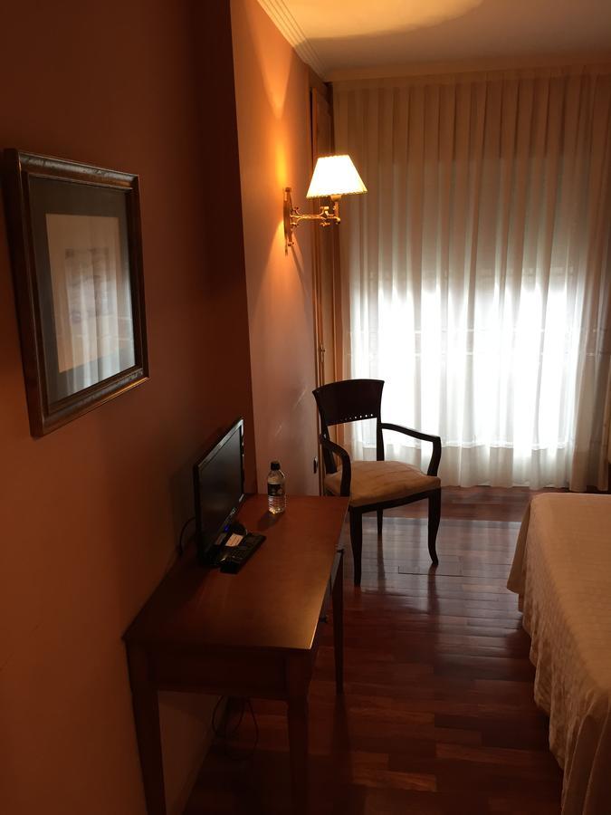 Hotel Los Angeles La Bañeza Екстериор снимка
